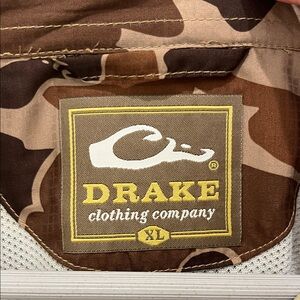 NWT Drake Clothing Company Brown Camouflage Button-Up Shirt Short Sleeve-Size XL